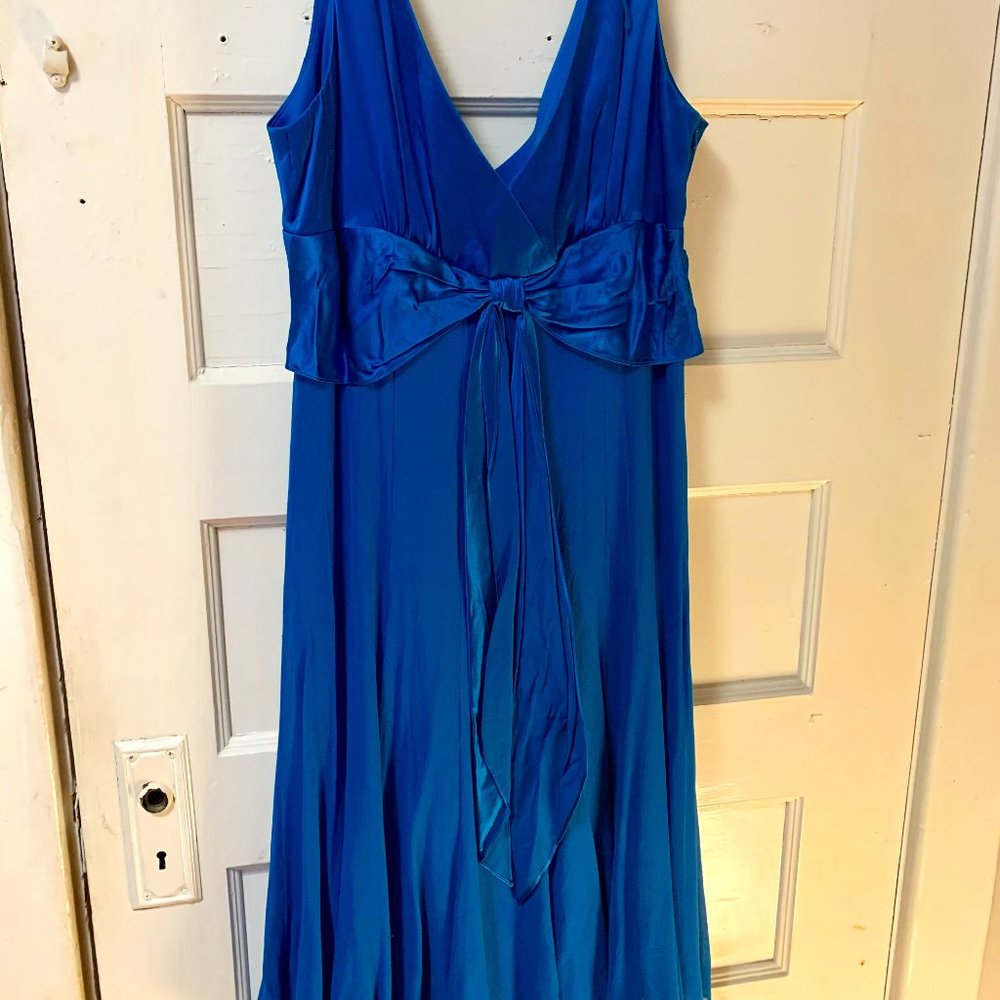 Maggy London Size 6 Blue Silk & Chaffon Dress